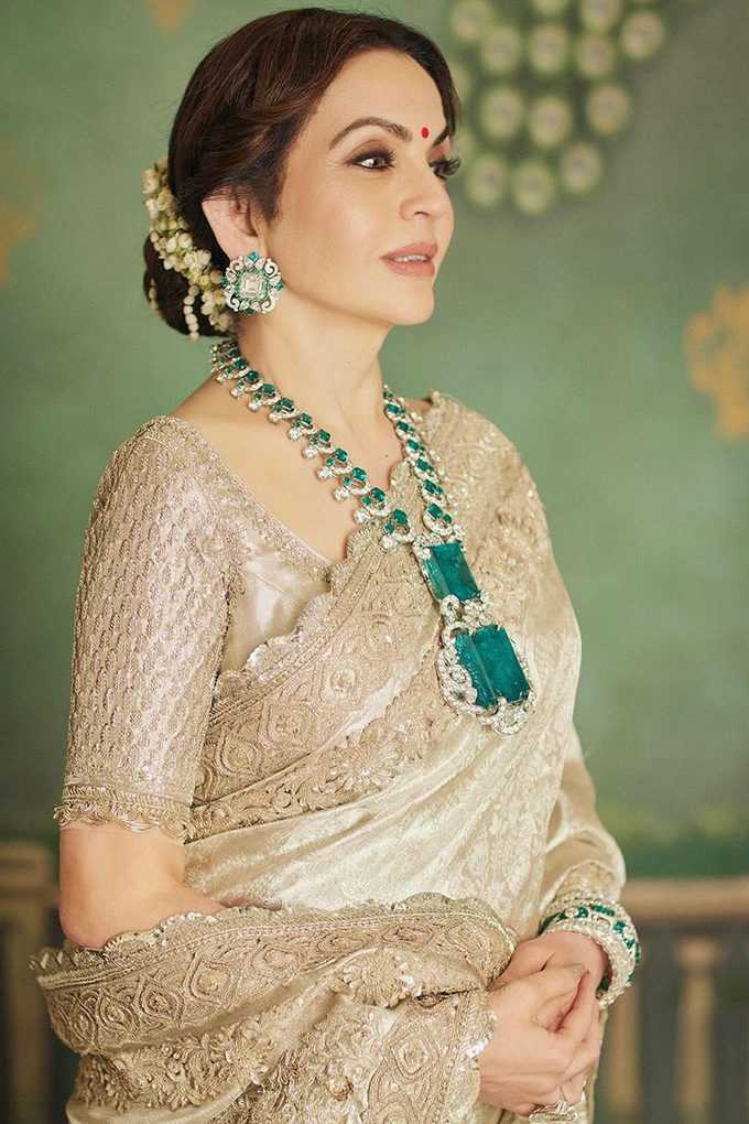 Phong cách xa hoa của Nita Ambani: điểm nhấn là nhẫn kim cương hàng chục triệu USD